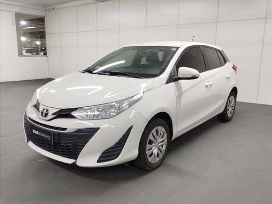 TOYOTA YARIS 1.3 16V FLEX XL LIVE MULTIDRIVE TOYOTA YARIS 1.3 16V FLEX XL LIVE MULTIDRIVE